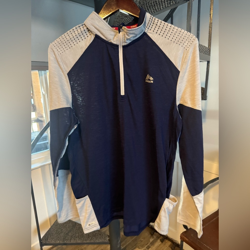 RBX active shirt with side pockets